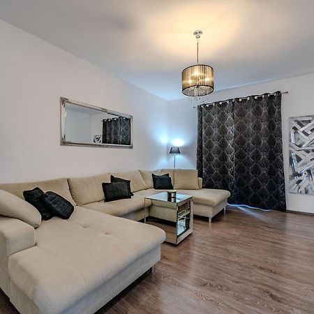 Zadar Center Apartment Verdi,Big & Cosy 外观 照片